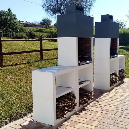 Casas Da Bica
